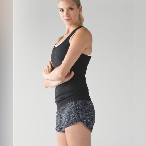 Lululemon Speed Short Mini Splatter White/Black Women's Size 8 Swift Ultra Run - Picture 2 of 6